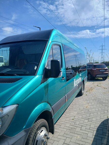 Mercedes-Benz Sprinter